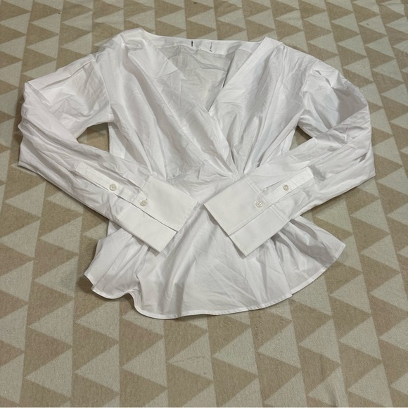 Tanya Taylor Tula top white vneck long sleeve cinched - Picture 2 of 4